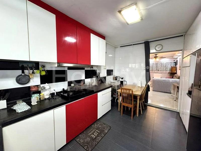 3 Room (3A) HDB for Sale in  515 Jurong West Street 52 - Image 4